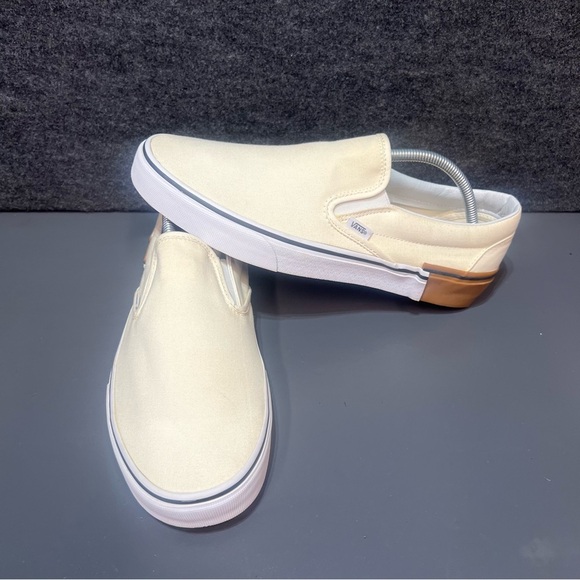 Vans Other - Vans Classic Slip On Sneaker Mens Size 11.5